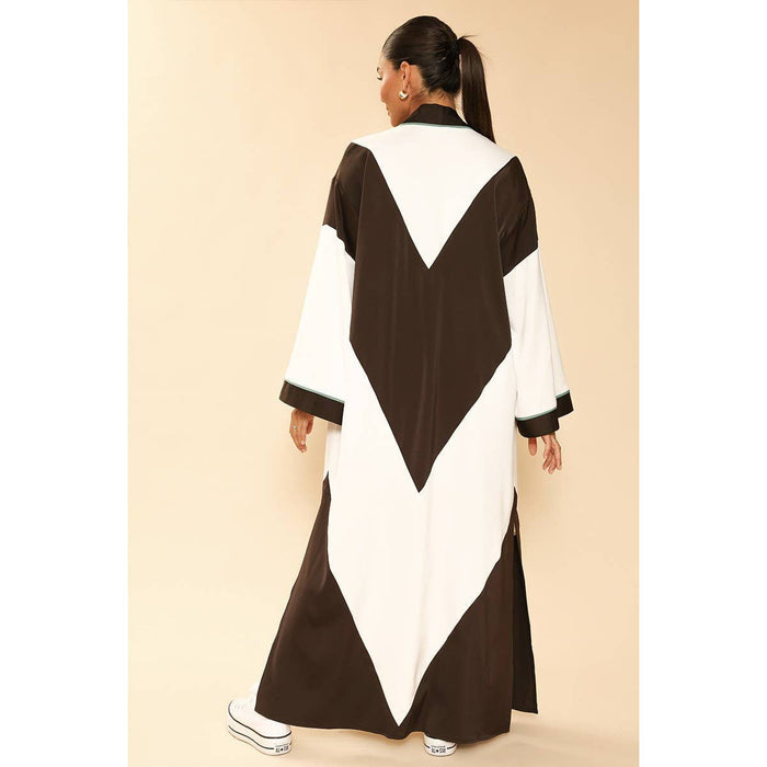Chevron Kimono in Black and White Big Long Textured Satin Duster [Size SM-M Remaining]