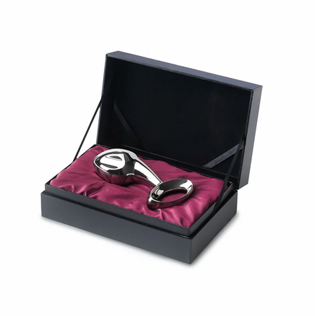 njoy Pure Plug 2.0 X-Large Stainless Steel Plug product photo for Vespertine Boutique